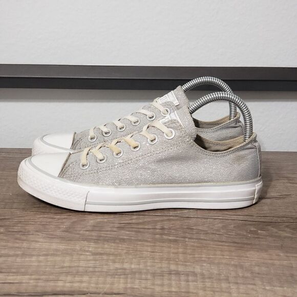 Converse Shoes - Converse Chuck Taylor All-Star Women's Athletic Shoes Size 7